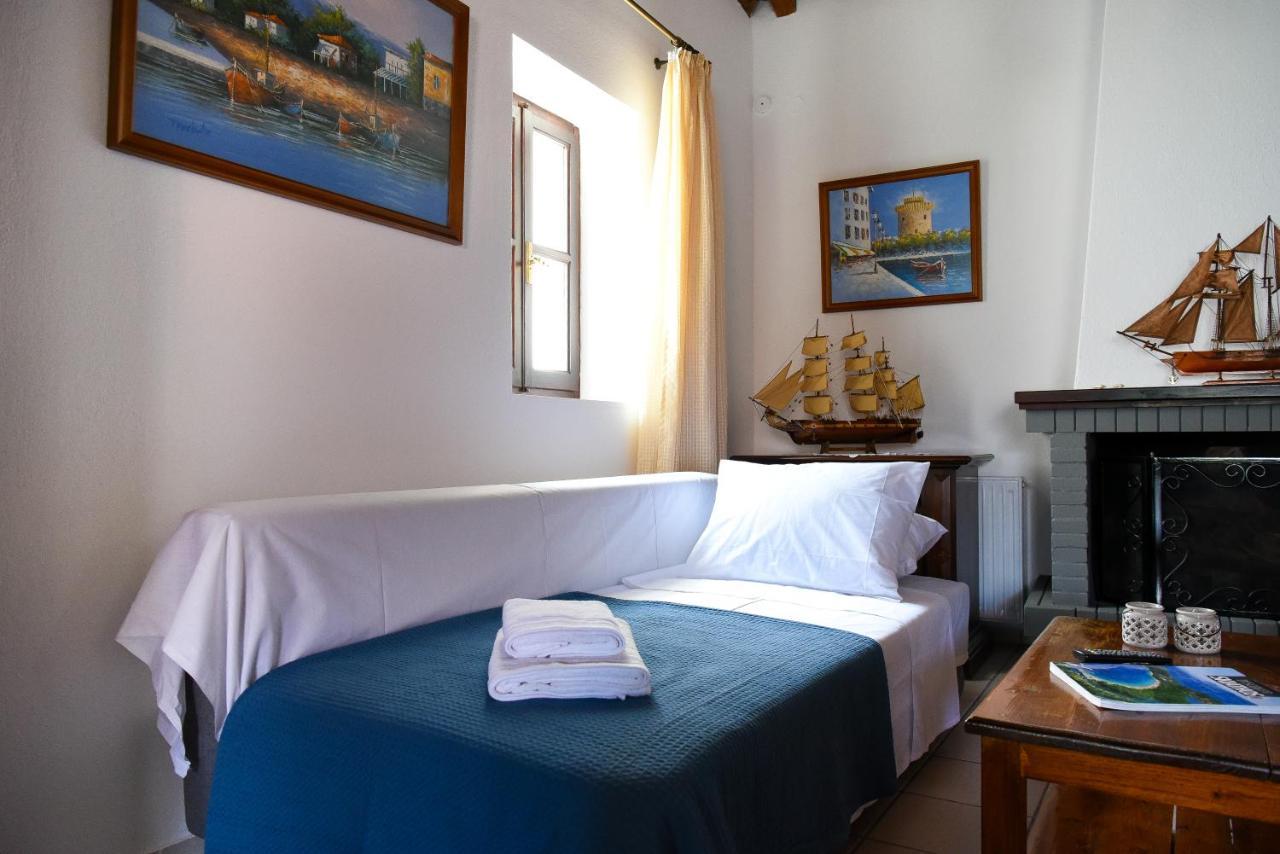 Blue Nest Apartment Skiathos Exterior photo
